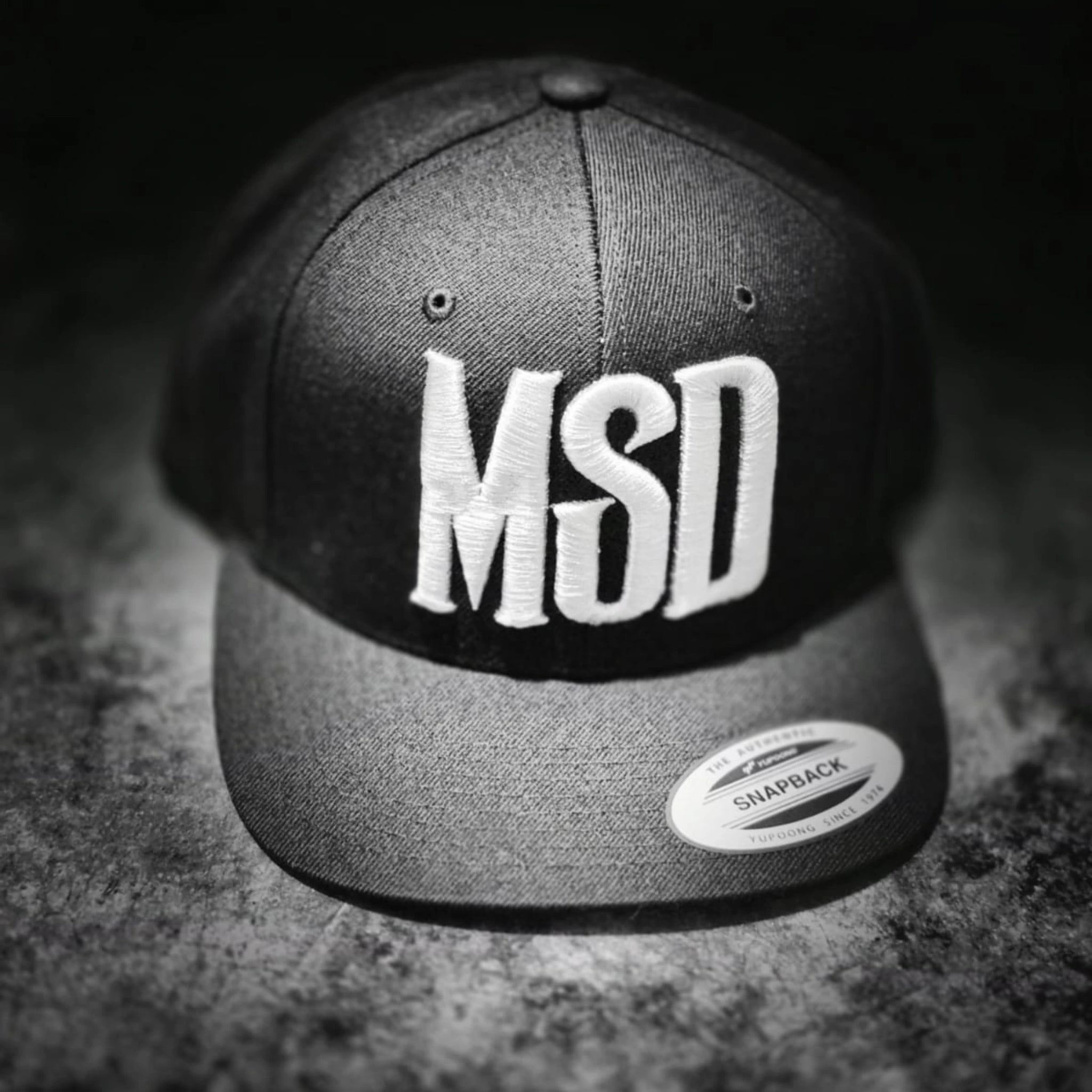 🔥 MSD Snapback – Edición Limitada 🔥 Black & White