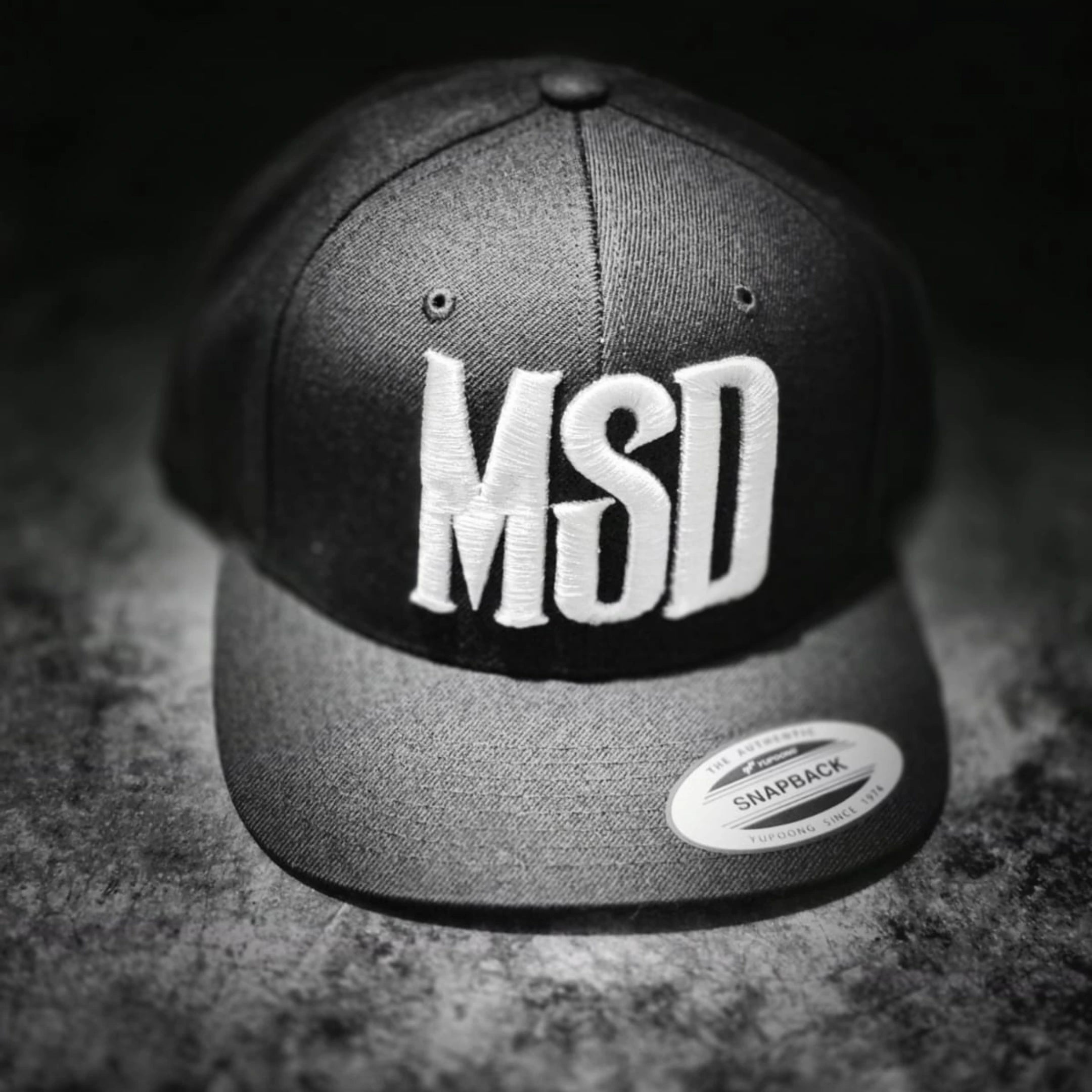 🔥 MSD Snapback – Edición Limitada 🔥 Black & White